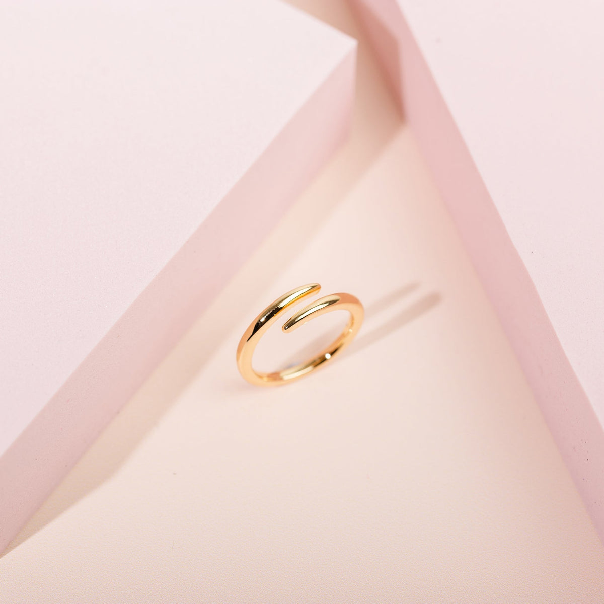 Anello Valeria · 3