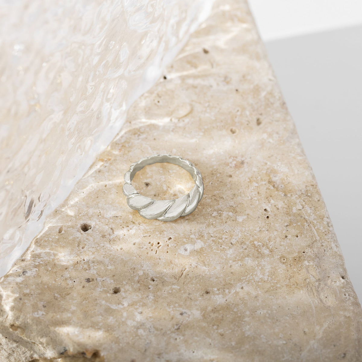 Anello Renata · 8